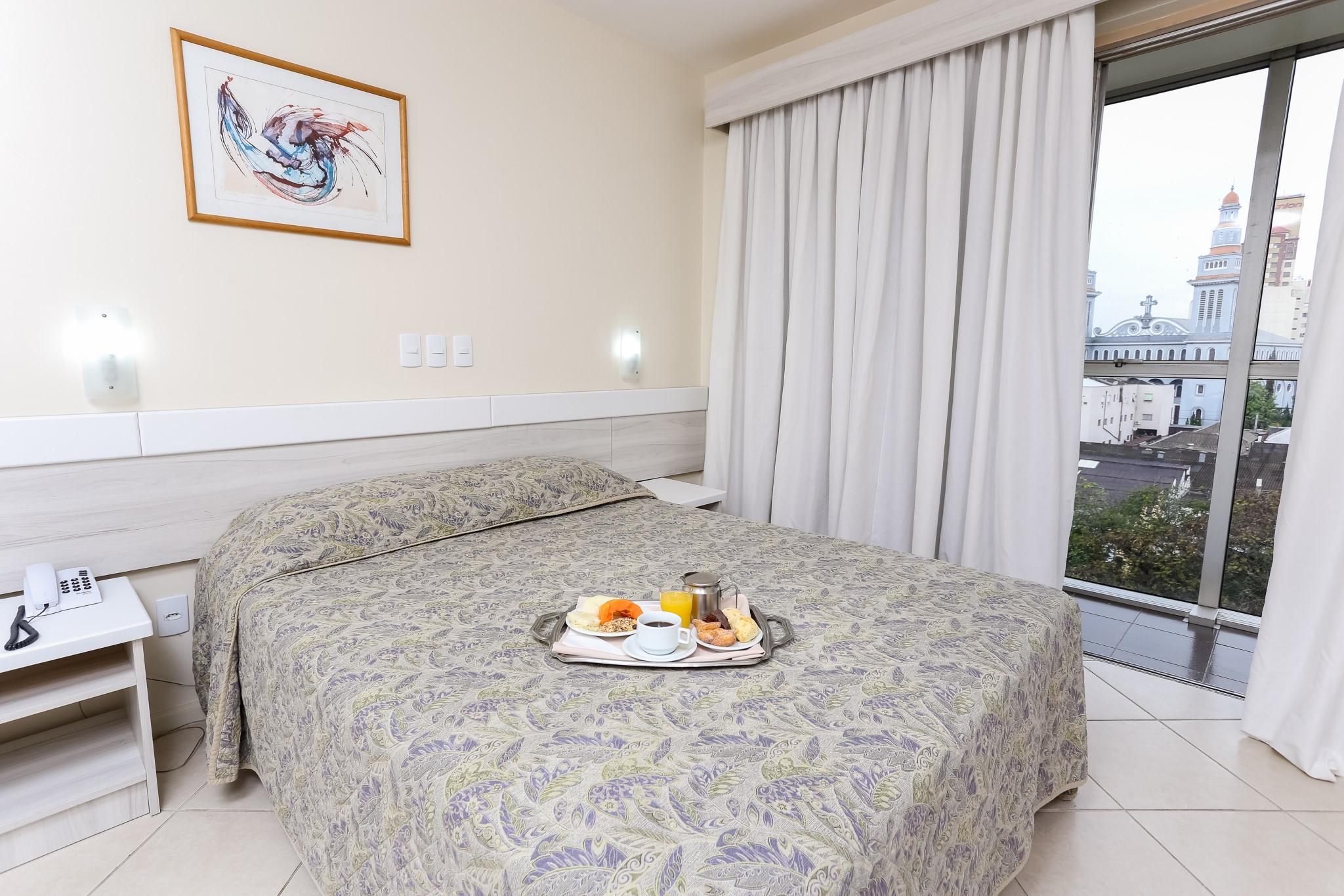 Hotel Suarez Executive 노부암부르구 외부 사진