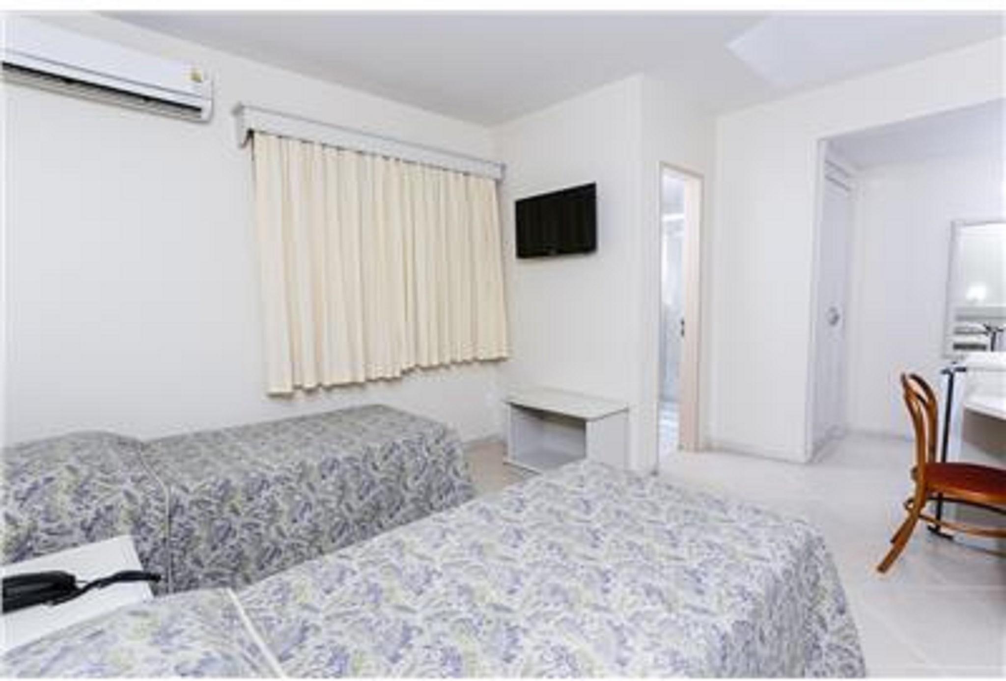 Hotel Suarez Executive 노부암부르구 외부 사진