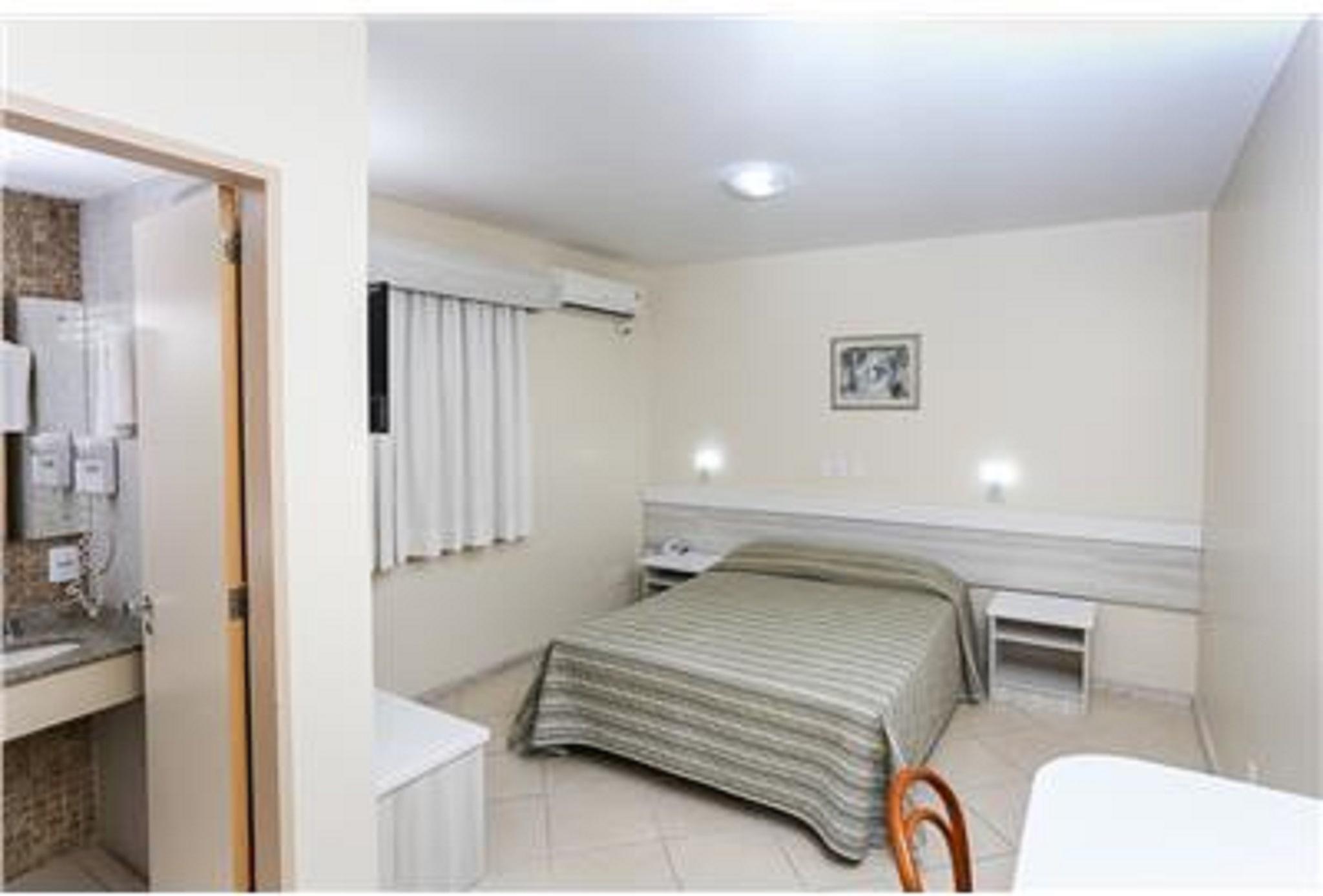 Hotel Suarez Executive 노부암부르구 외부 사진