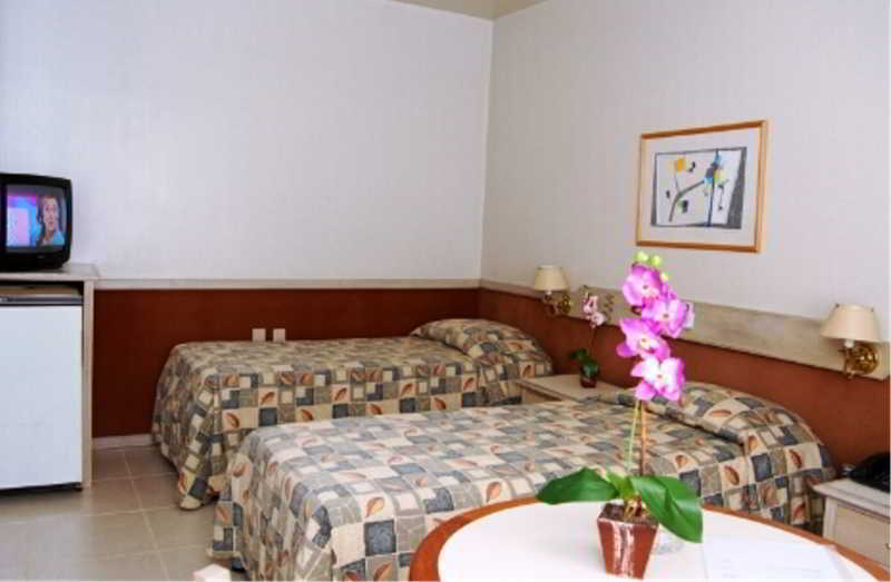 Hotel Suarez Executive 노부암부르구 외부 사진